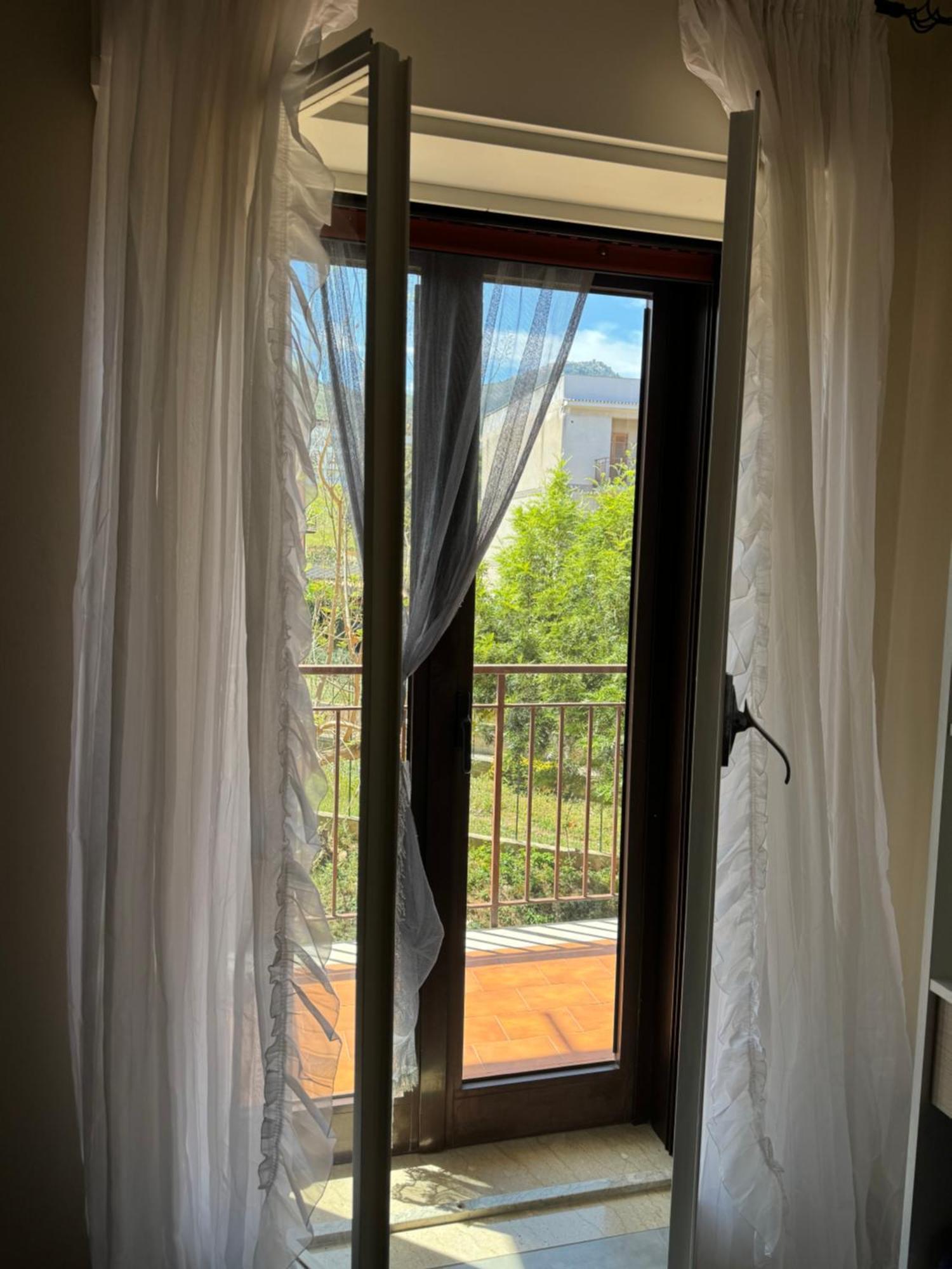 B&B Aria Di Mare - Pollina Sicilia Finale Exterior foto